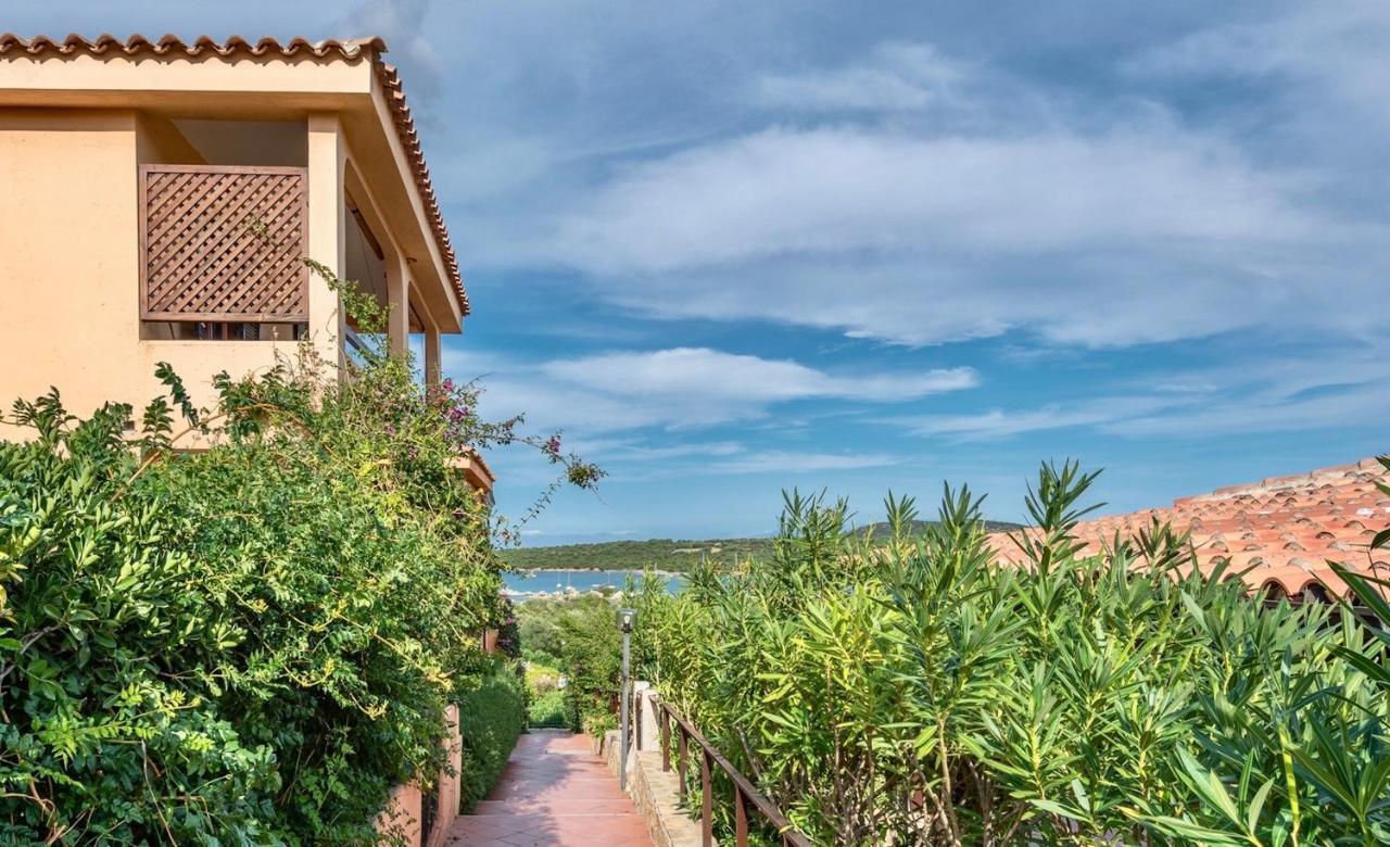 Residence A Golfo Di Marinella A 450 Mt Dal Mare Экстерьер фото