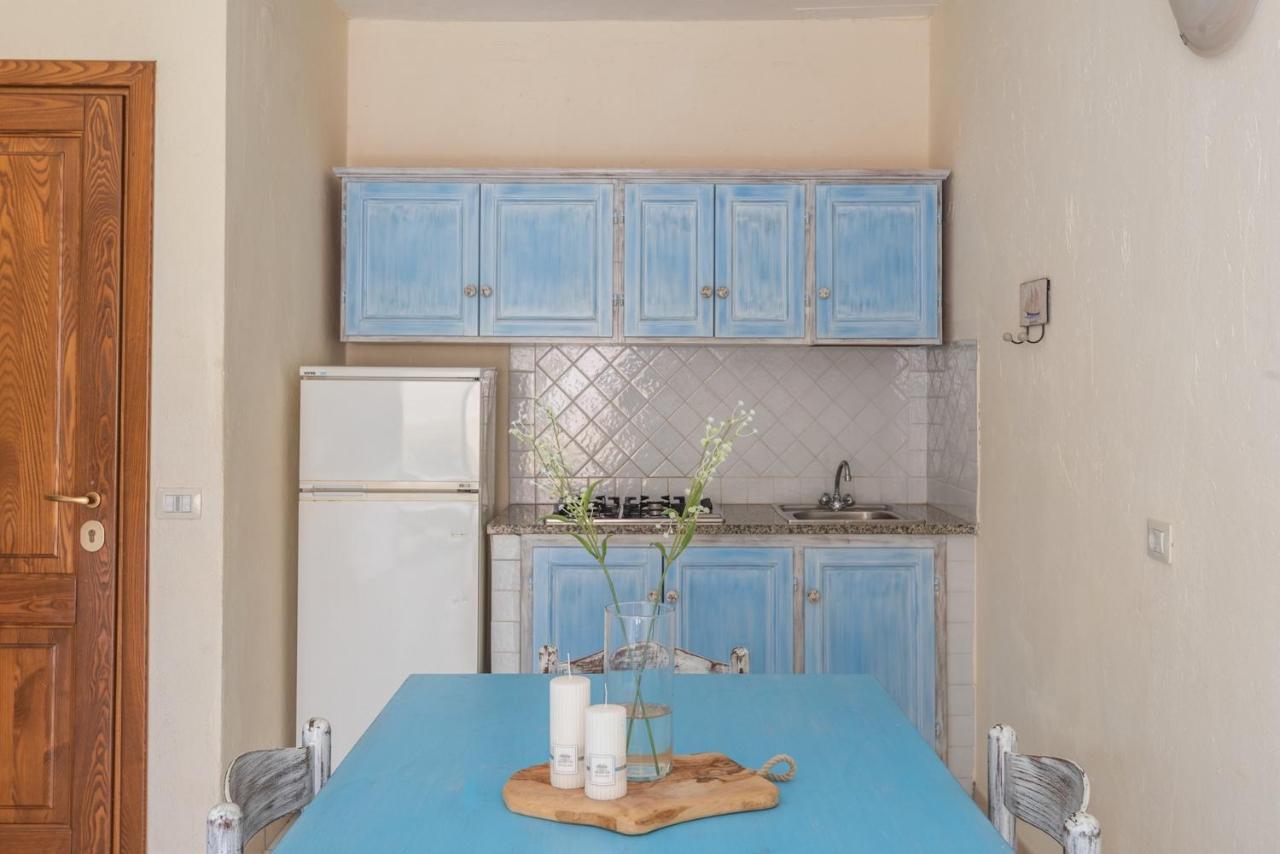 Residence A Golfo Di Marinella A 450 Mt Dal Mare Экстерьер фото
